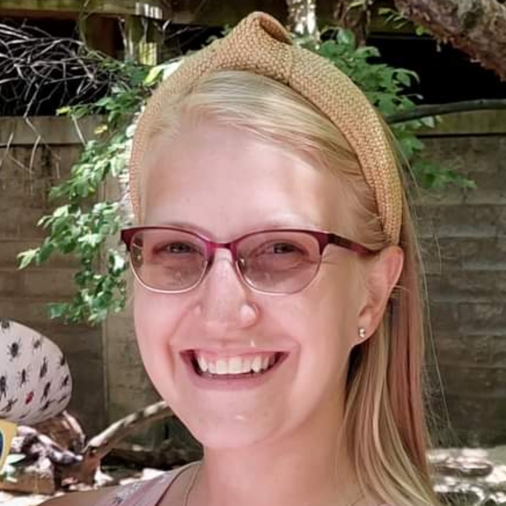 Meet your Posher, Cassie
